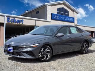 2025 Hyundai Elantra for sale in Denton TX