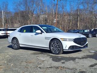 2025 Genesis G90