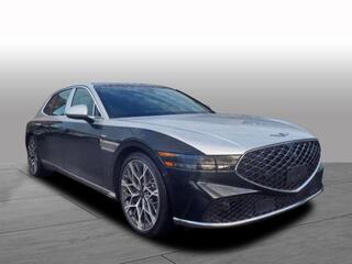 2023 Genesis G90