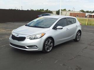 2016 Kia Forte5