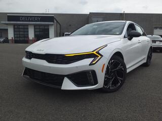 2025 Kia K5