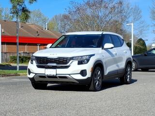 2022 Kia Seltos for sale in Lansing MI