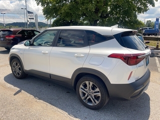 2023 Kia Seltos for sale in North Haven CT