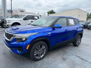 2021 Kia Seltos for sale in Waynesburg PA