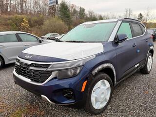 2025 Kia Seltos for sale in Mount Hope WV