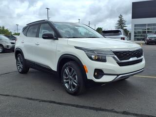 2023 Kia Seltos for sale in Lansing MI
