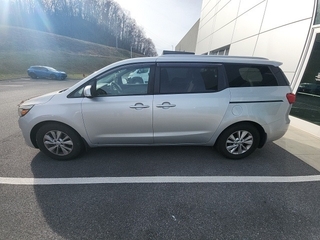 2016 Kia Sedona