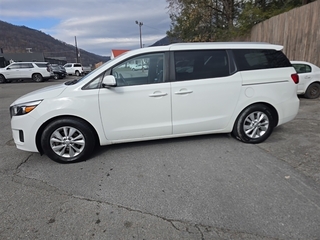 2016 Kia Sedona