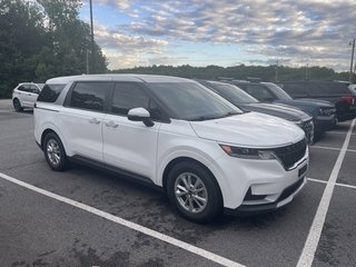 2023 Kia Carnival