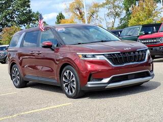 2023 Kia Carnival for sale in New Hudson MI