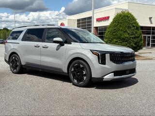 2025 Kia Carnival