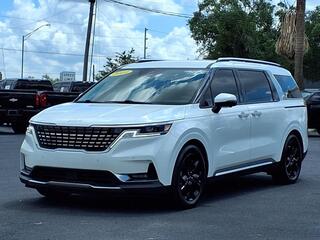 2023 Kia Carnival
