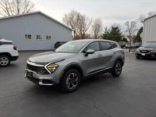 2024 Kia Sportage for sale in Momence IL
