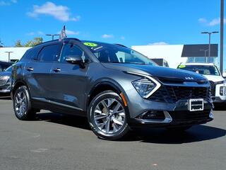 2023 Kia Sportage Hybrid for sale in Somersworth NH