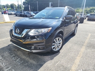 2017 Nissan Rogue for sale in Mount Hope WV