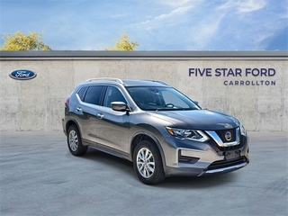 2020 Nissan Rogue