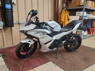 2025 Kawasaki Ninja 500