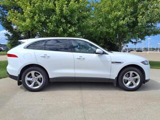 2017 Jaguar F-PACE
