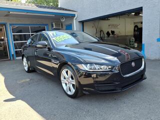 2017 Jaguar Xe