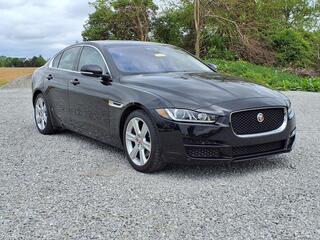 2017 Jaguar Xe