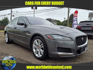2017 Jaguar Xf