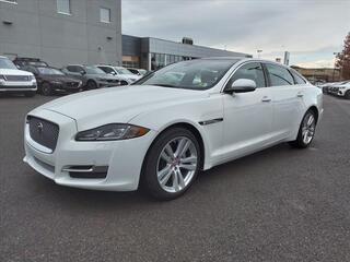 2016 Jaguar Xjl