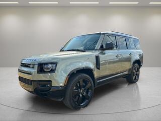 2025 Land Rover Defender