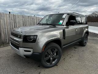 2025 Land Rover Defender
