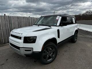 2025 Land Rover Defender