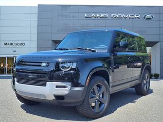 2025 Land Rover Defender