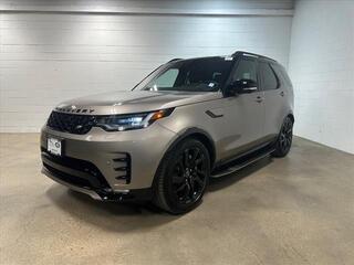 2022 Land Rover Discovery for sale in Glen Cove NY