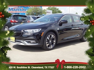 2018 Buick Regal Tourx