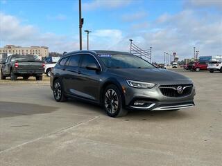 2018 Buick Regal Tourx