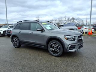 2025 Mercedes-Benz Glb