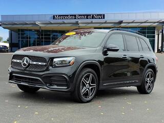 2025 Mercedes-Benz Glb