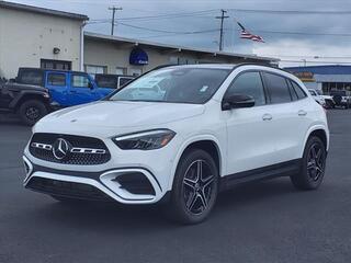 2025 Mercedes-Benz Gla