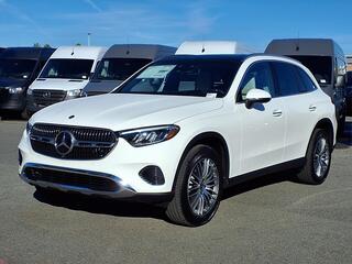 2026 Mercedes-Benz Glc