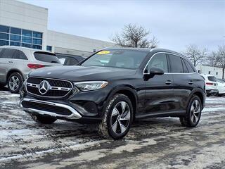 2024 Mercedes-Benz Glc