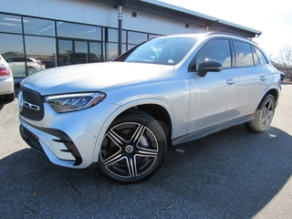 2025 Mercedes-Benz Glc