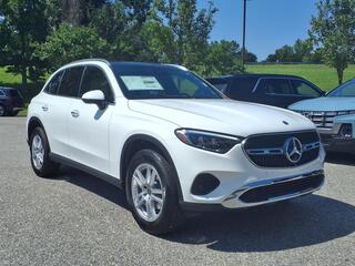2025 Mercedes-Benz Glc