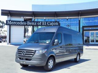 2025 Mercedes-Benz Sprinter
