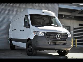 2025 Mercedes-Benz Sprinter