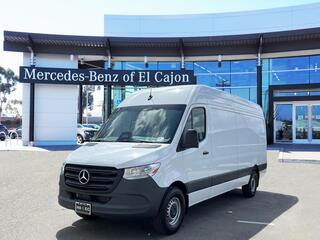2025 Mercedes-Benz Sprinter