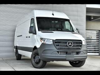 2025 Mercedes-Benz Sprinter