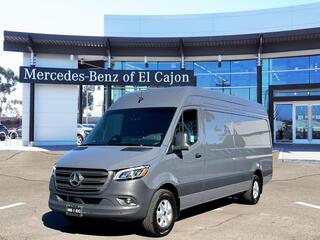 2025 Mercedes-Benz Sprinter