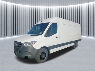 2025 Mercedes-Benz Sprinter