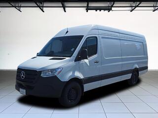 2025 Mercedes-Benz Sprinter
