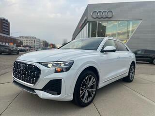 2024 Audi Q8