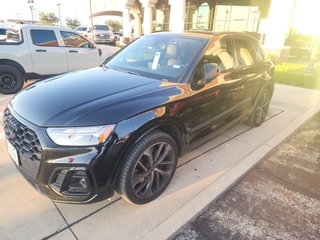 2022 Audi SQ5