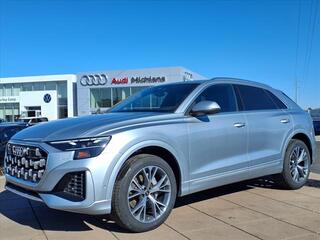 2025 Audi Q8